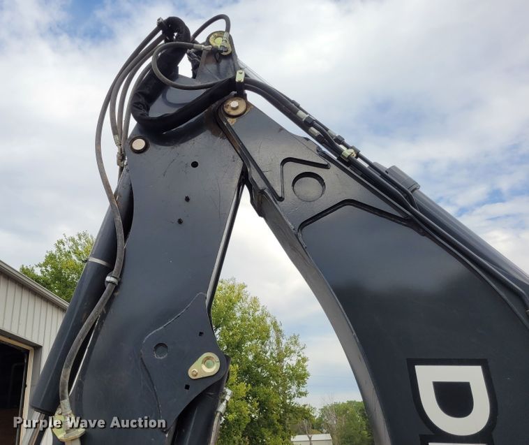 image for item FC9183 2011 John Deere 410J  backhoe