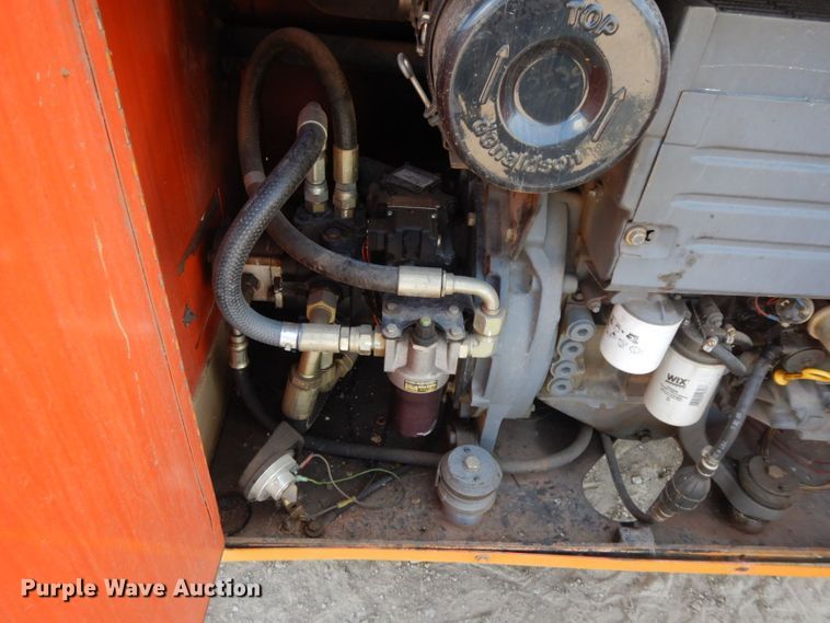 image for item HF9373 2000 JLG 500RTS  scissor lift