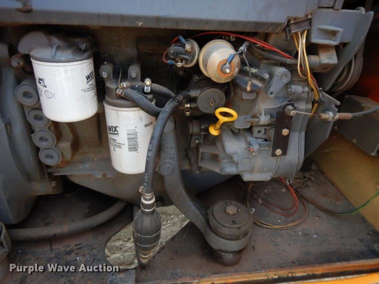 image for item HF9373 2000 JLG 500RTS  scissor lift