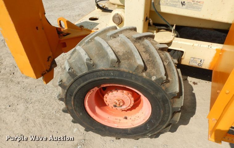 image for item HF9373 2000 JLG 500RTS  scissor lift