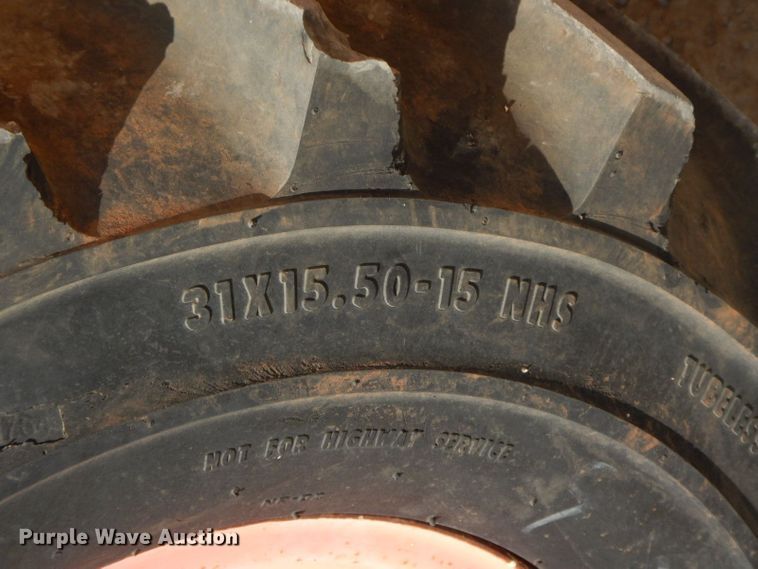 image for item HF9373 2000 JLG 500RTS  scissor lift