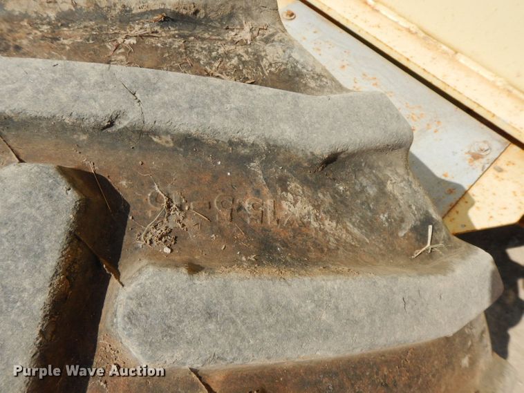 image for item HF9373 2000 JLG 500RTS  scissor lift