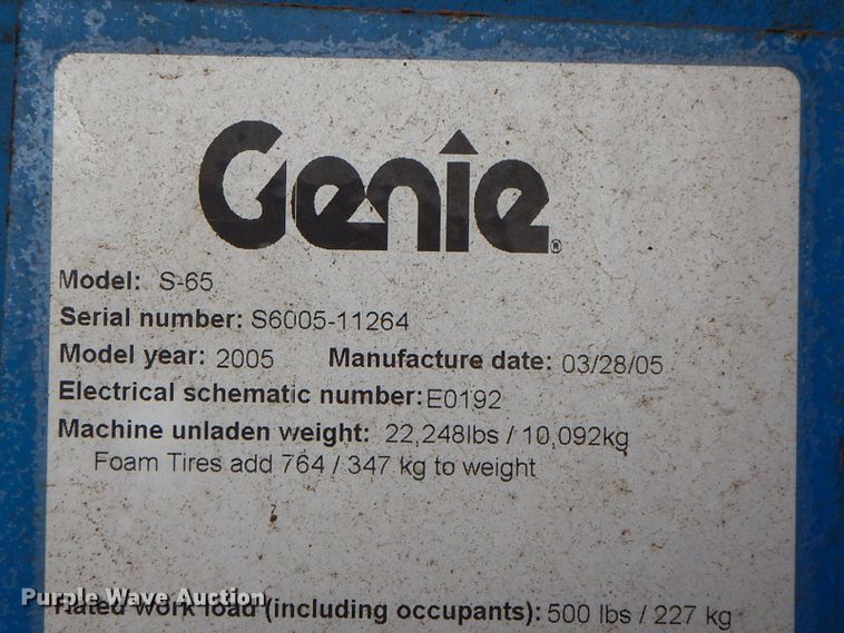 image for item HF9374 2005 Genie S-65  boom lift