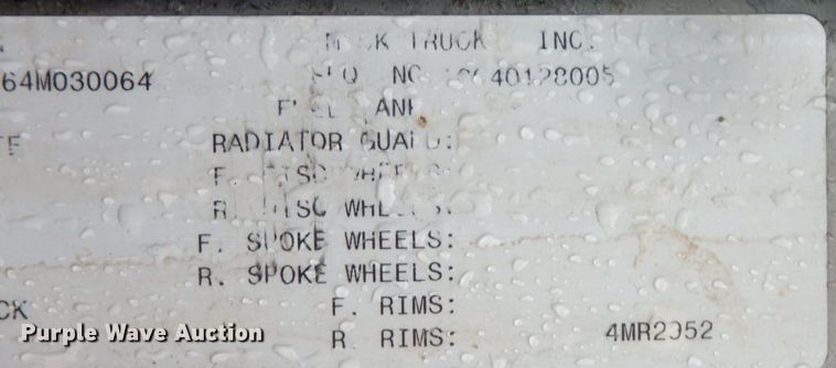 image for item HF9380 2004 Mack DM690S  roll-off container truck