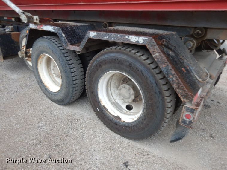 image for item HF9380 2004 Mack DM690S  roll-off container truck