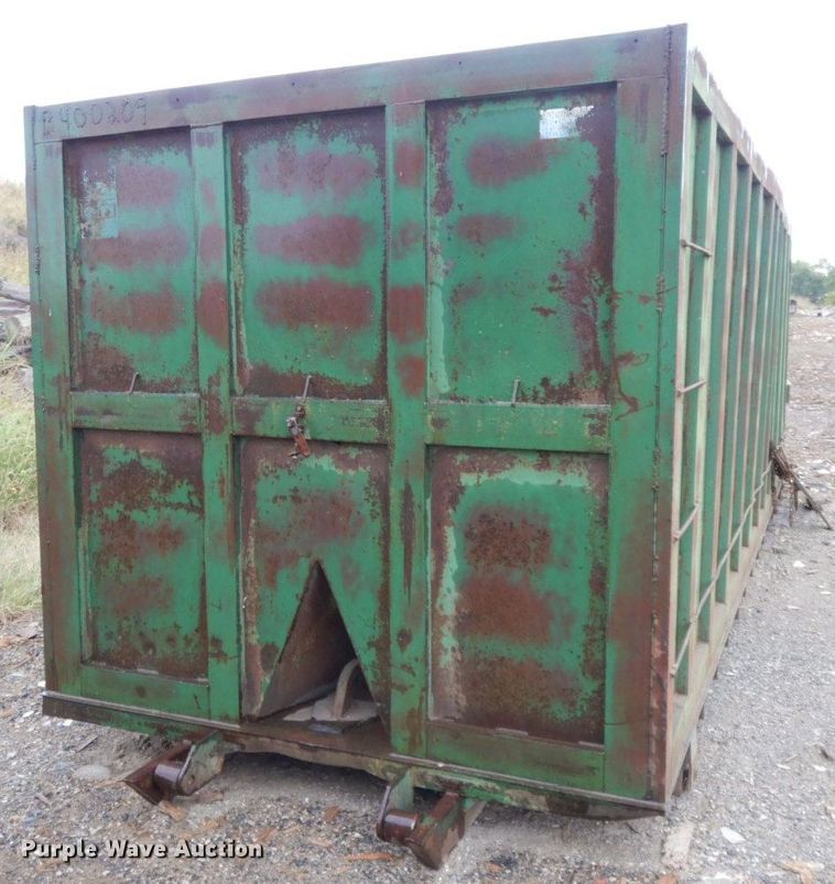 image for item HF9380 2004 Mack DM690S  roll-off container truck