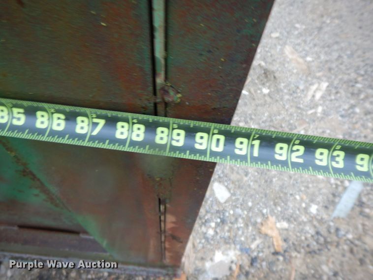 image for item HF9380 2004 Mack DM690S  roll-off container truck