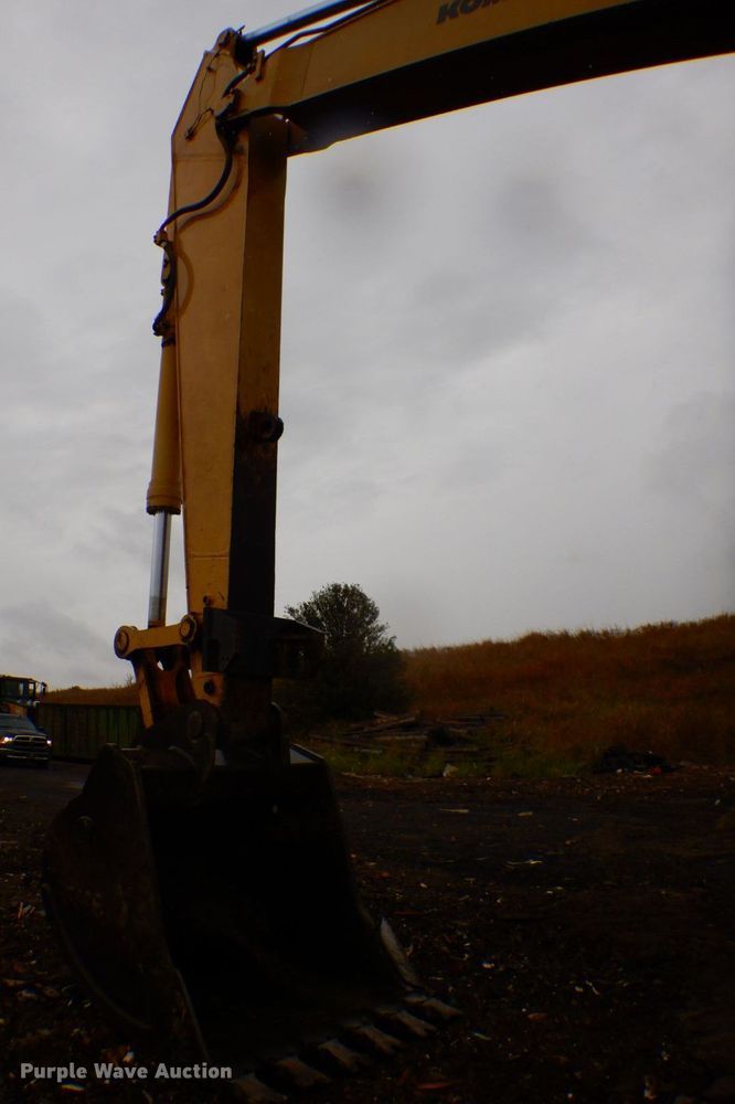 image for item HF9381 1996 Komatsu PC400LC  excavator