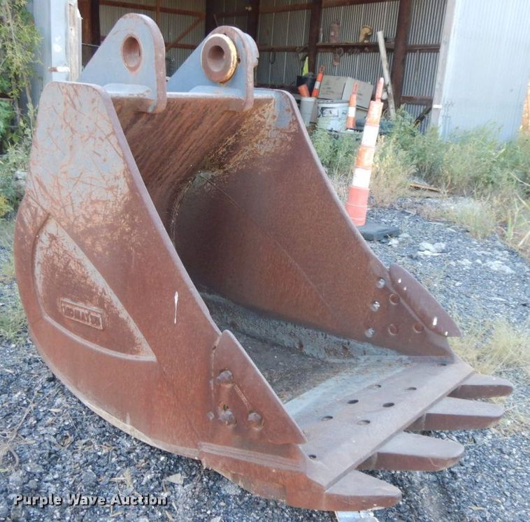 image for item HF9381 1996 Komatsu PC400LC  excavator