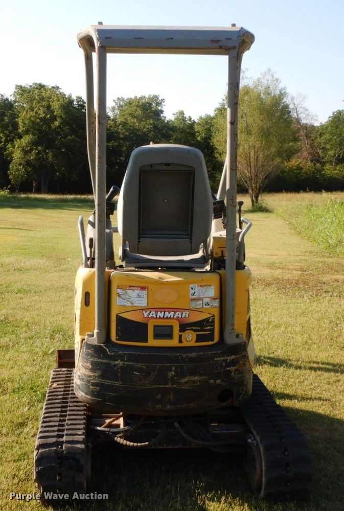 image for item HF9383 2013 Yanmar VI017  mini excavator