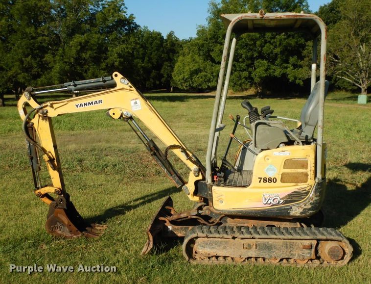 image for item HF9383 2013 Yanmar VI017  mini excavator