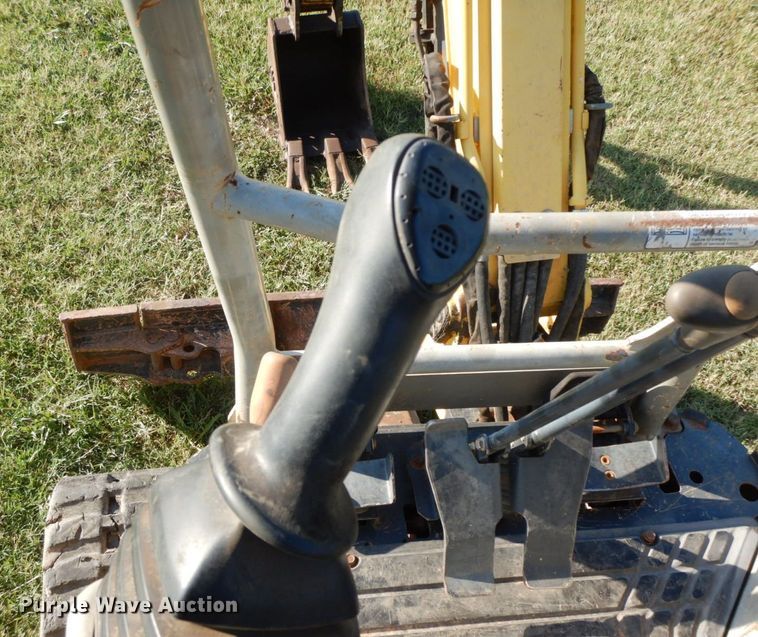 image for item HF9383 2013 Yanmar VI017  mini excavator