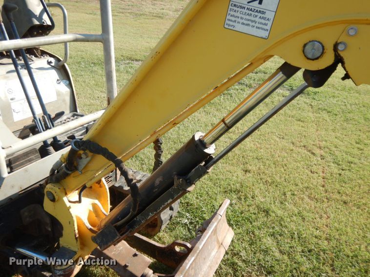 image for item HF9383 2013 Yanmar VI017  mini excavator