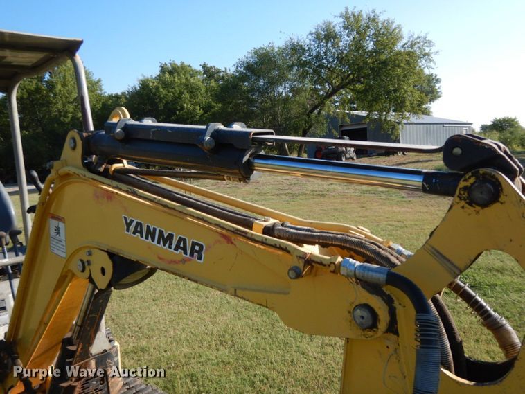 image for item HF9383 2013 Yanmar VI017  mini excavator
