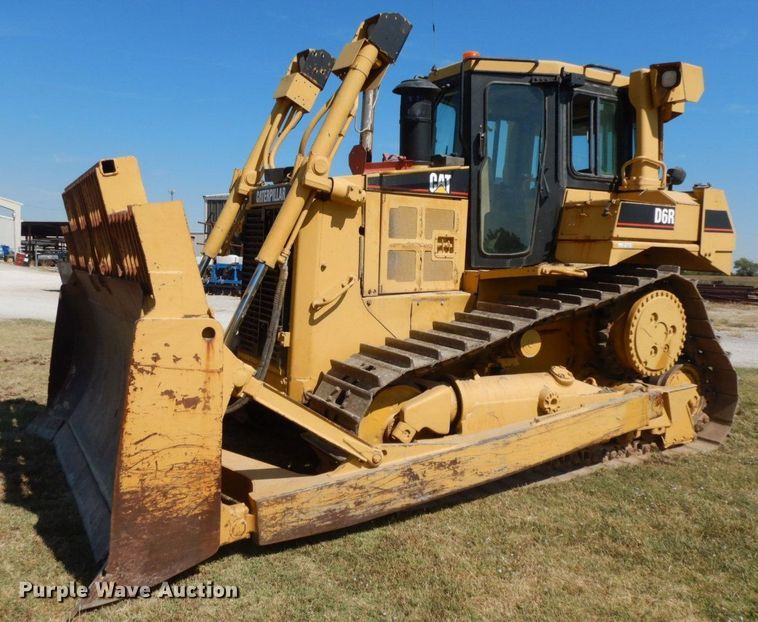 image for item HF9384 2000 Caterpillar D6R  dozer