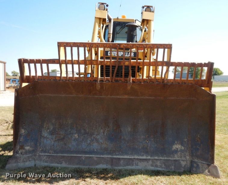 image for item HF9384 2000 Caterpillar D6R  dozer