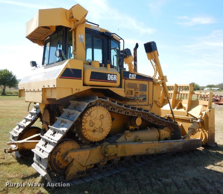 image for item HF9384 2000 Caterpillar D6R  dozer