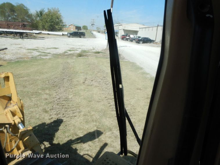 image for item HF9384 2000 Caterpillar D6R  dozer