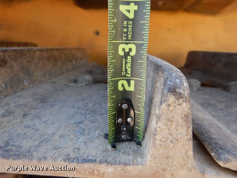 image for item HF9384 2000 Caterpillar D6R  dozer