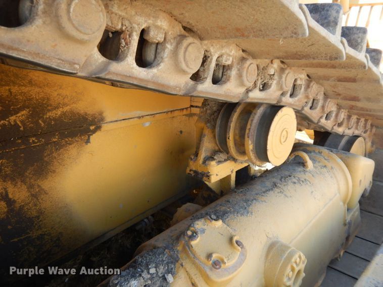 image for item HF9384 2000 Caterpillar D6R  dozer