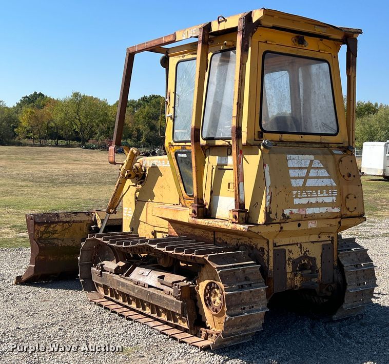 image for item HX9917 1990 Fiat-Allis FD7  dozer