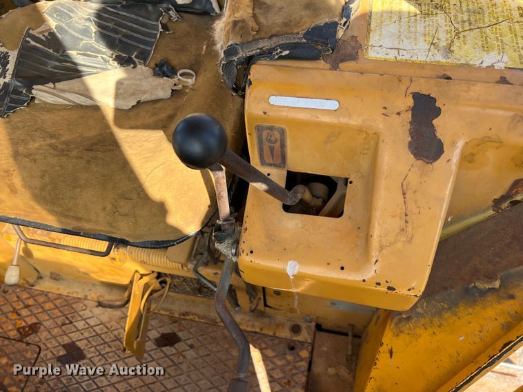 image for item HX9917 1990 Fiat-Allis FD7  dozer