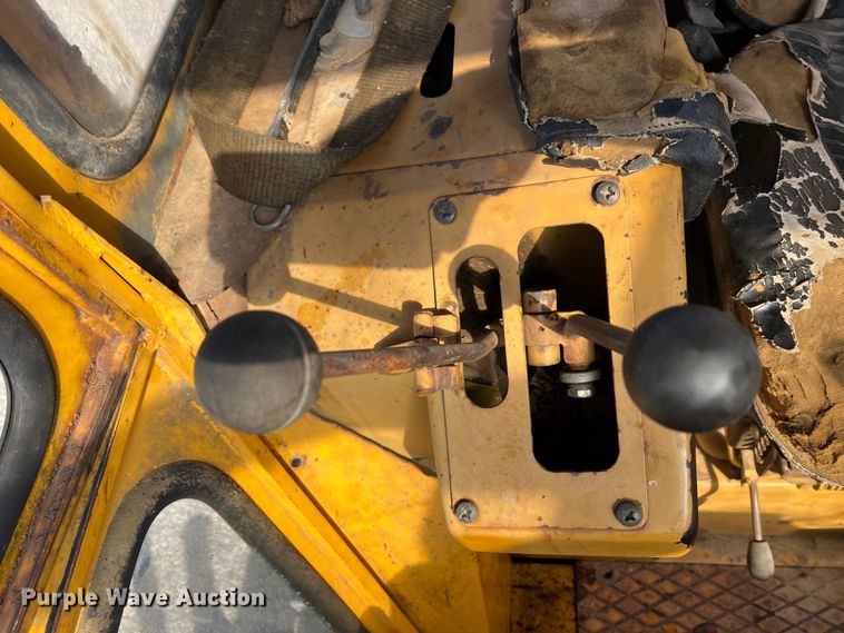image for item HX9917 1990 Fiat-Allis FD7  dozer