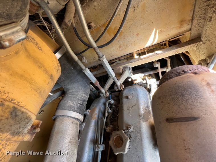 image for item HX9917 1990 Fiat-Allis FD7  dozer