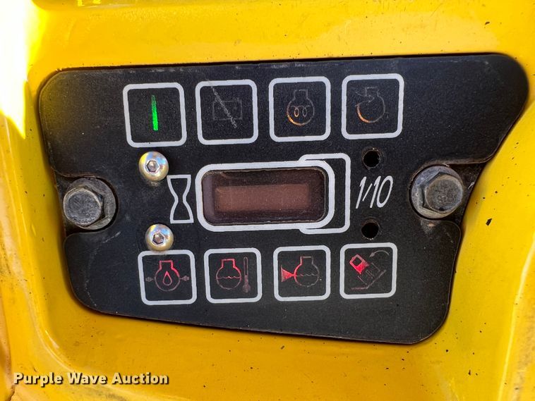 image for item HX9926 Wacker RT  trench compactor