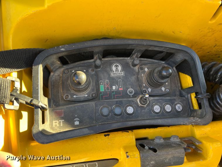 image for item HX9926 Wacker RT  trench compactor