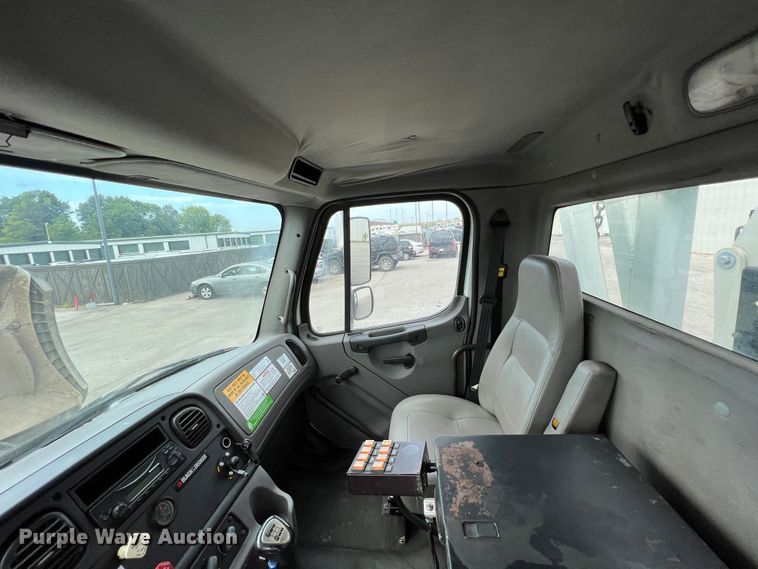 image for item IA9201 2012 Freightliner Business Class M2  crane truck