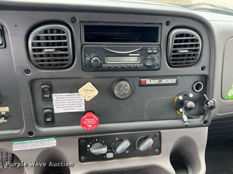 image for item IA9201 2012 Freightliner Business Class M2  crane truck