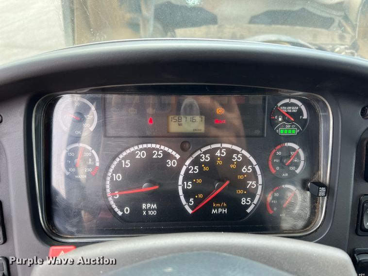 image for item IA9201 2012 Freightliner Business Class M2  crane truck