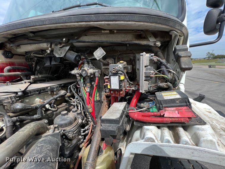 image for item IA9201 2012 Freightliner Business Class M2  crane truck