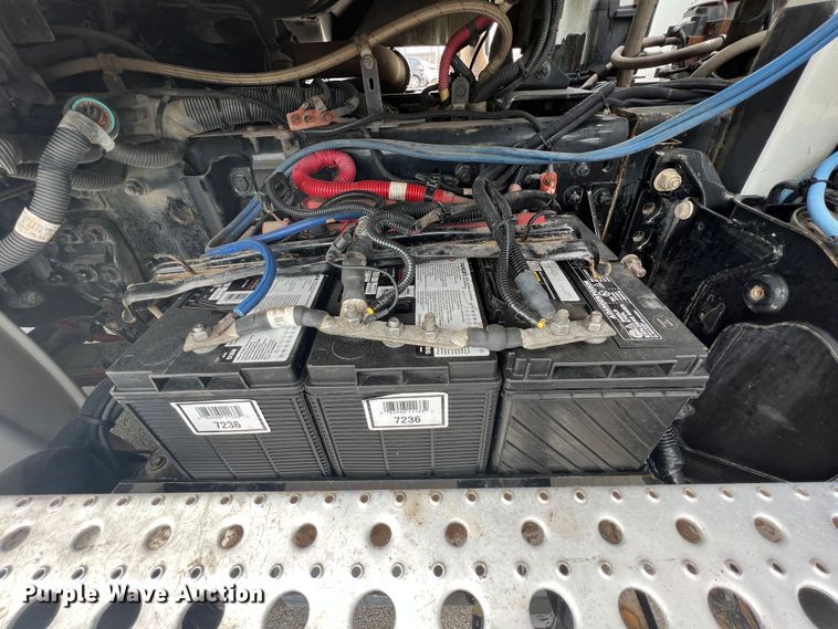 image for item IA9201 2012 Freightliner Business Class M2  crane truck