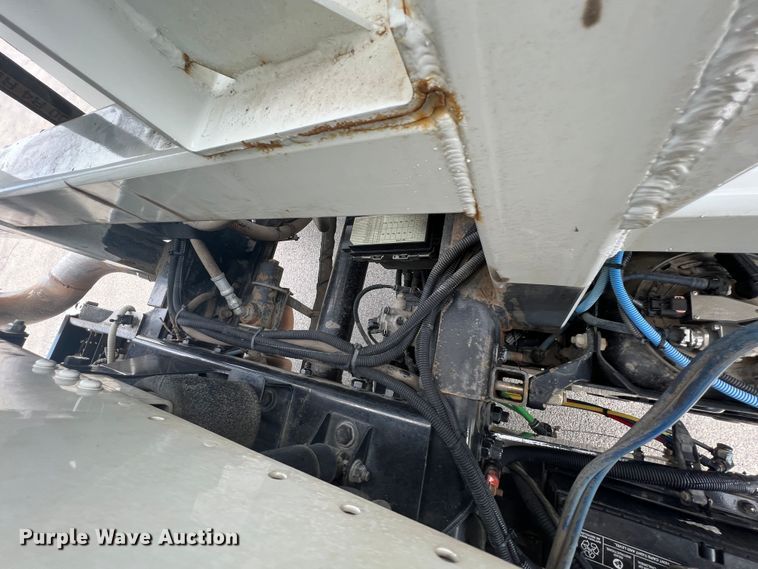 image for item IA9201 2012 Freightliner Business Class M2  crane truck