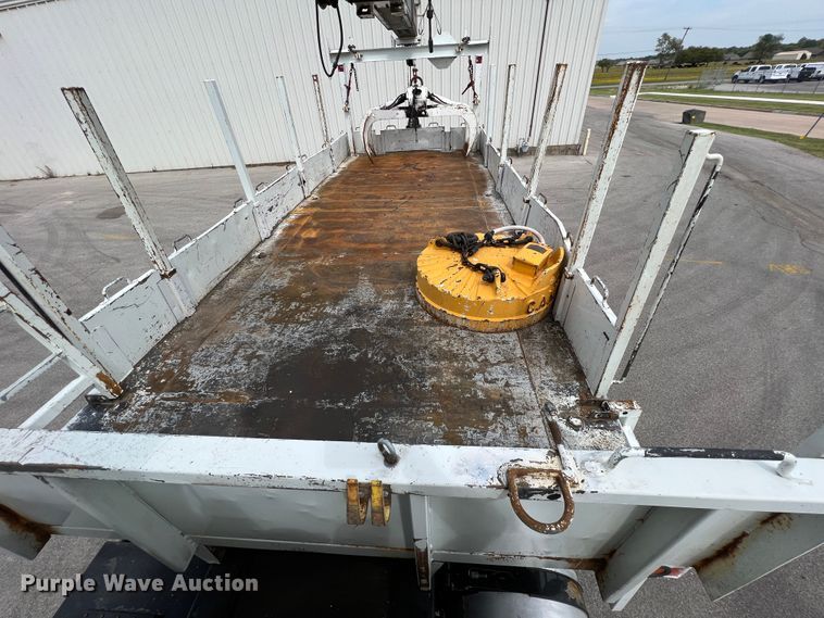 image for item IA9201 2012 Freightliner Business Class M2  crane truck