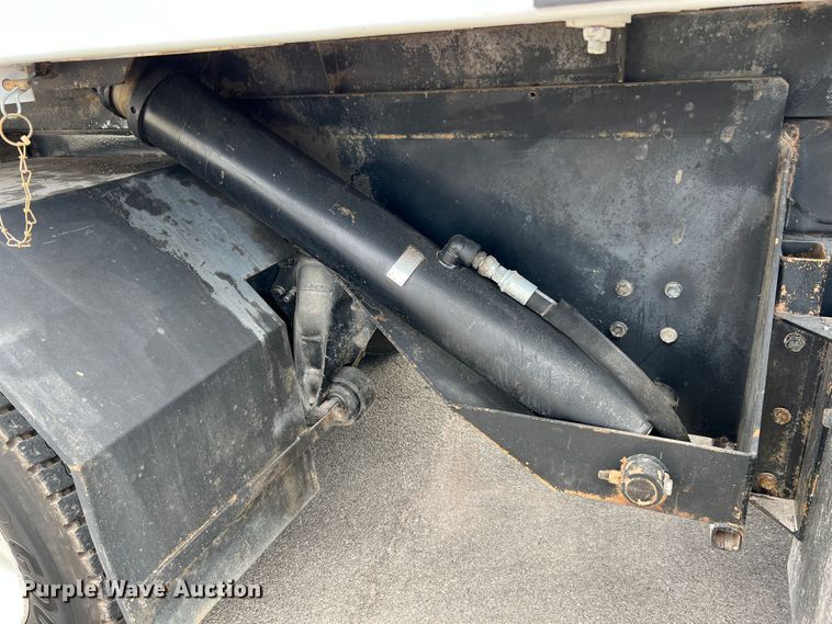 image for item IA9201 2012 Freightliner Business Class M2  crane truck