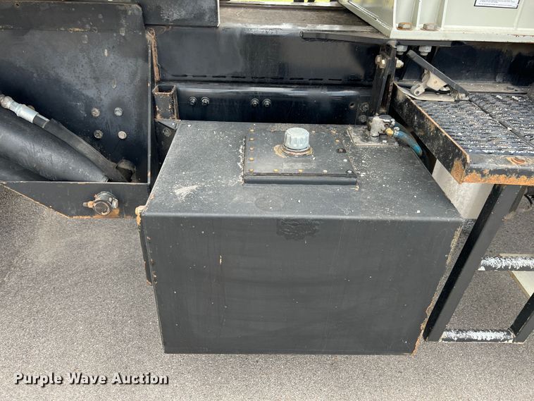 image for item IA9201 2012 Freightliner Business Class M2  crane truck