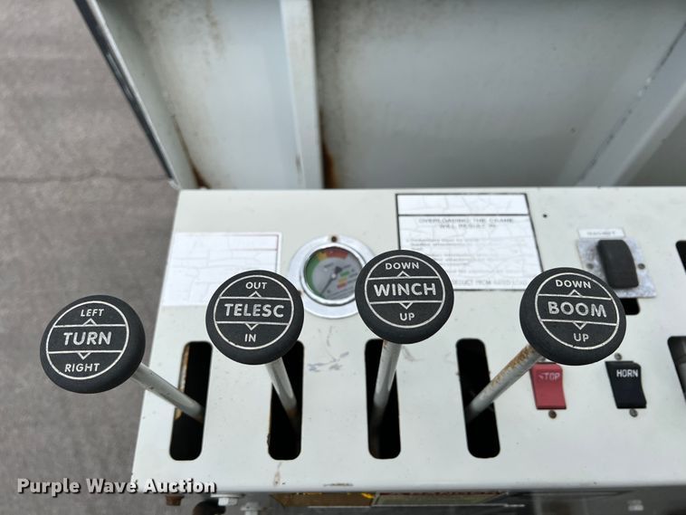 image for item IA9201 2012 Freightliner Business Class M2  crane truck