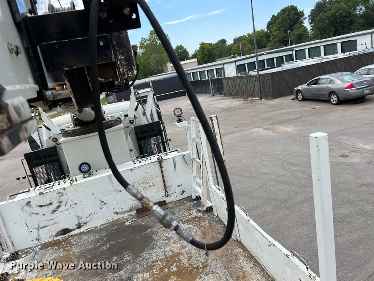 image for item IA9201 2012 Freightliner Business Class M2  crane truck