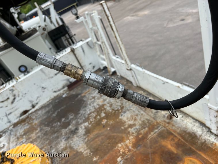 image for item IA9201 2012 Freightliner Business Class M2  crane truck