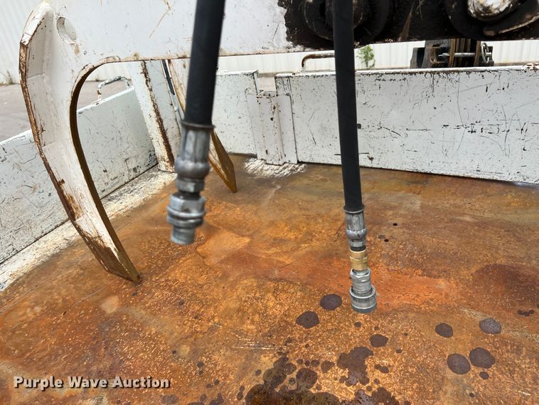 image for item IA9201 2012 Freightliner Business Class M2  crane truck