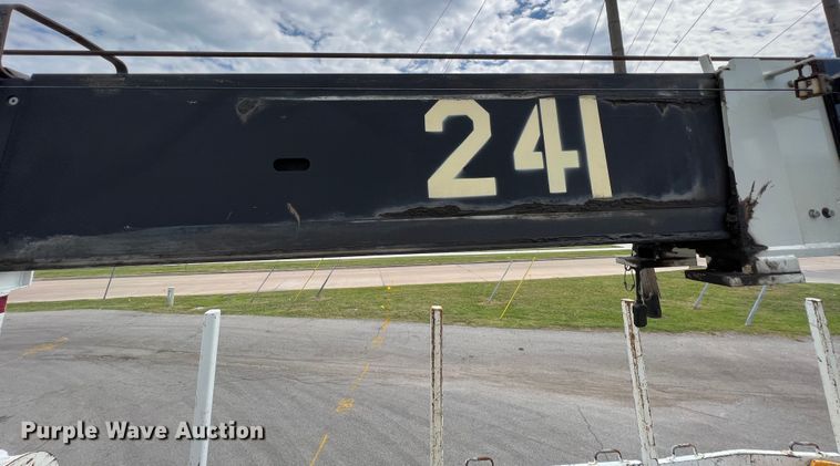 image for item IA9201 2012 Freightliner Business Class M2  crane truck