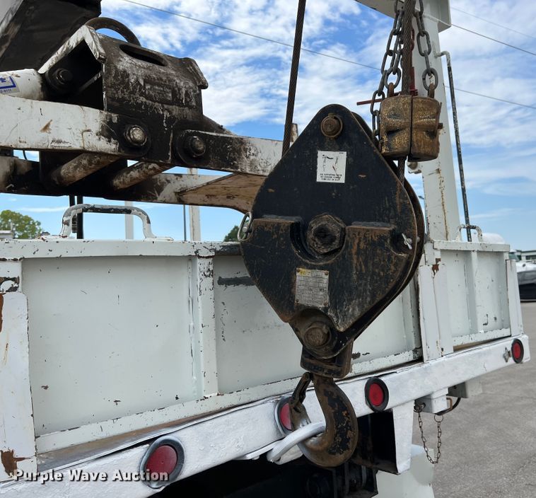 image for item IA9201 2012 Freightliner Business Class M2  crane truck