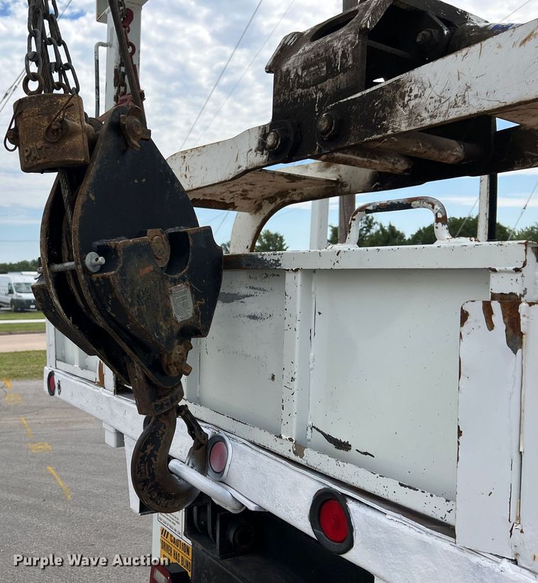 image for item IA9201 2012 Freightliner Business Class M2  crane truck