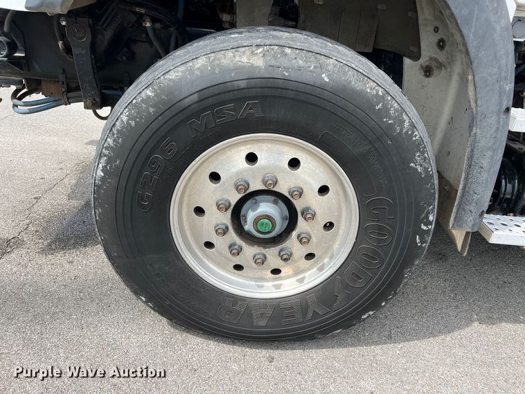 image for item IA9201 2012 Freightliner Business Class M2  crane truck