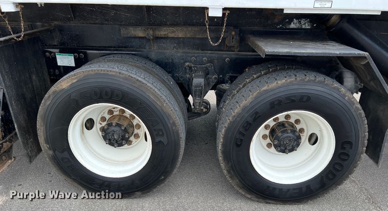 image for item IA9201 2012 Freightliner Business Class M2  crane truck