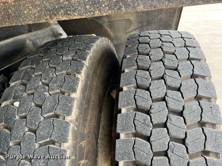 image for item IA9201 2012 Freightliner Business Class M2  crane truck