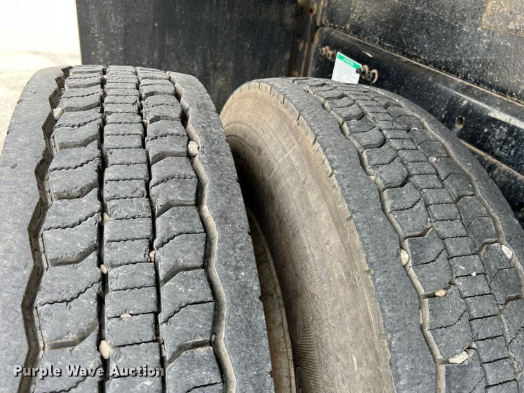 image for item IA9201 2012 Freightliner Business Class M2  crane truck